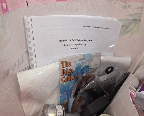 Manikűrös és körömdizájner kezdőcsomag